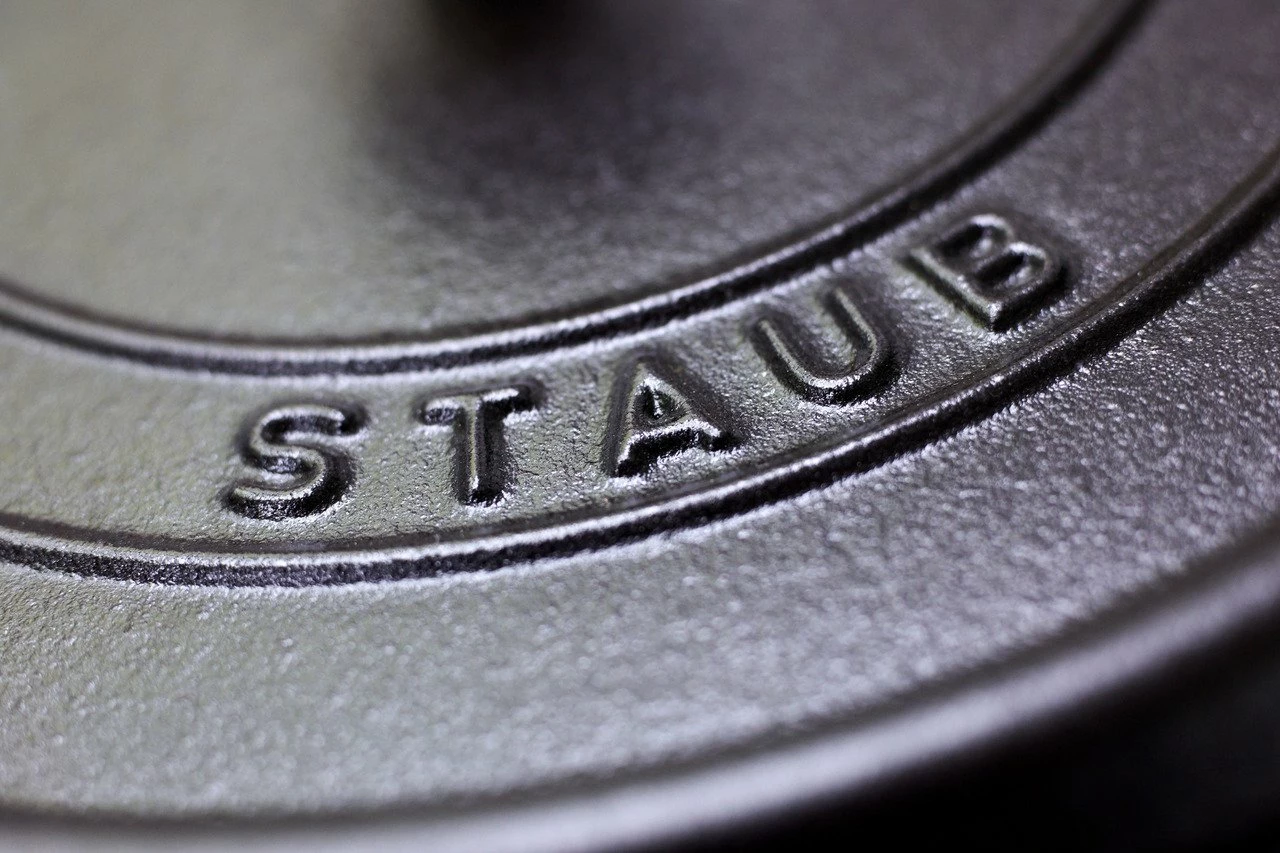 Staub Bräter Cocotte 28cm Rund STAUB 7 Staub Bräter Cocotte 28cm Rund STAUB – Bild 5