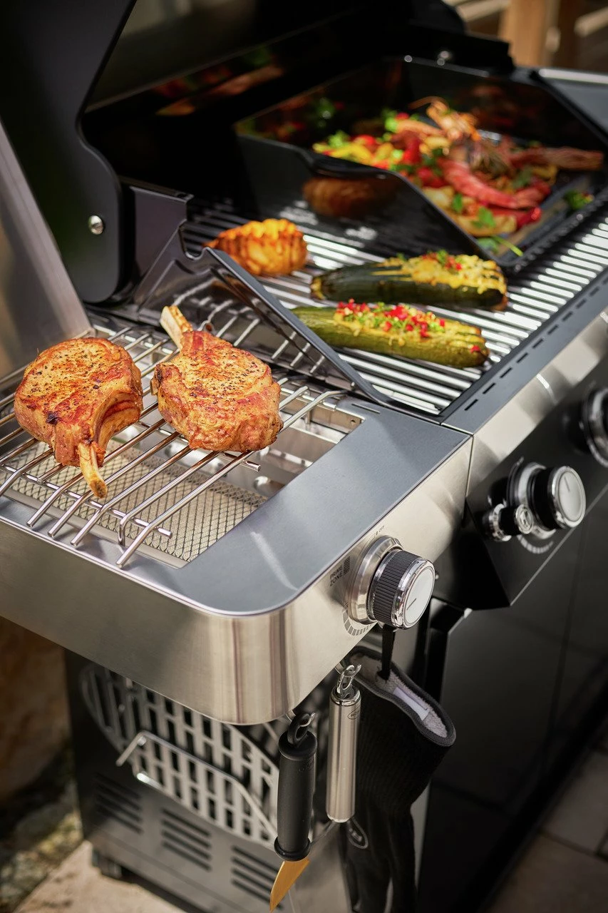 Rösle BBQ-Station 2022 Videro G4-S Vario+ Mit Abdeckhaube 19 Rösle BBQ-Station 2022 Videro G4-S Vario+ Mit Abdeckhaube – Bild 17