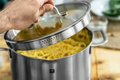 ZWILLING Topfset 5tlg. TRUE FLOW 34 ZWILLING Topfset 5tlg. TRUE FLOW -ZURBRUEGGEN Verkäufe 1254103 012