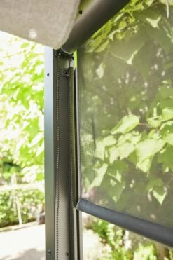 Zurbrüggen Rollo SCHATTENMANUFAKTUR 19 Zurbrüggen Rollo SCHATTENMANUFAKTUR -ZURBRUEGGEN Verkäufe 1318966 008