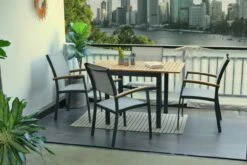 Ambia Garden Stapelsessel BURGENLAND 15 Ambia Garden Stapelsessel BURGENLAND -ZURBRUEGGEN Verkäufe 6798 005 SY 002 t